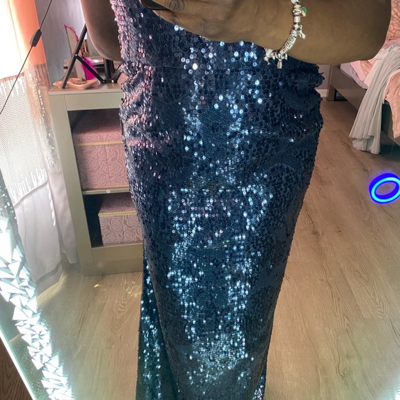 Blue Sequence Dress with Side Split - Picture 4 of 11